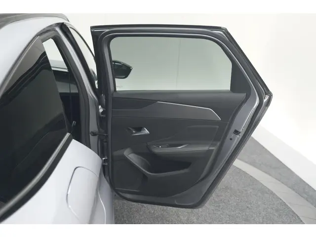Peugeot 308 SW PureTech 130 EAT8 GT 2024 Benzine 62