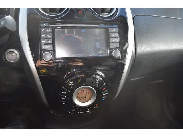 Nissan Note 1.2 DIG-S Tekna 2015 Benzine 11