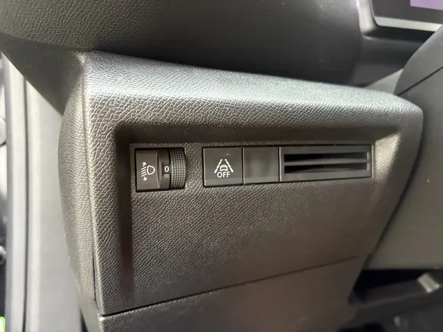 Citroën C4 1.2 Puretech Feel Pack 2021 Benzine 26