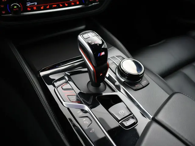 BMW M5 COMPETITION 740 PK FACELIFT MODEL 2020 Benzine 71