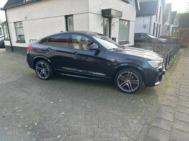 BMW X4 XDrive20i High Executive 2016 Benzine 5