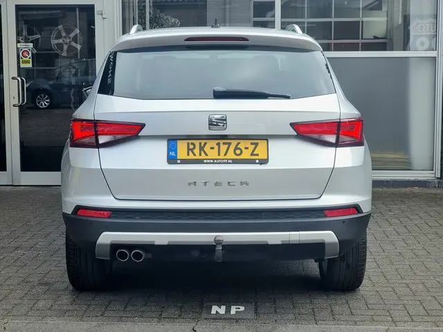 SEAT Ateca 1.4 EcoTSI Xcellence 2018 Benzine 4