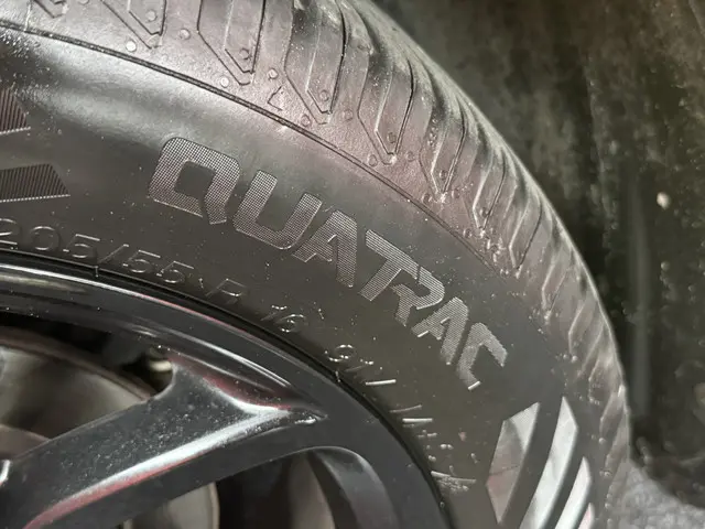 Citroën C4 Cactus 1.2 VTi Feel 2015 Benzine 26