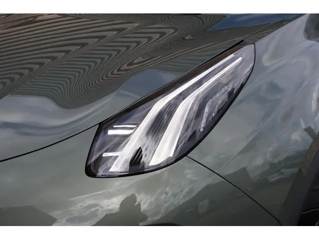 Lynk & Co 01 1.5 More 2025 Hybride Benzine 4