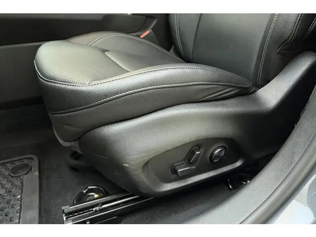 Jeep Compass 1.5T e-Hybrid S 2024 Hybride Benzine 18