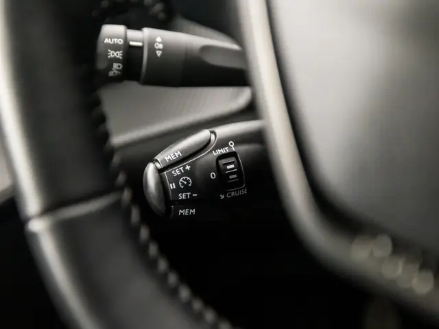 Peugeot 208 1.2 PureTech Sport 2020 Benzine 19