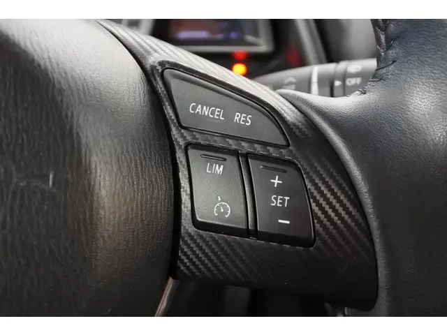 Mazda 2 1.5 90pk Nakama 2016 Benzine 16