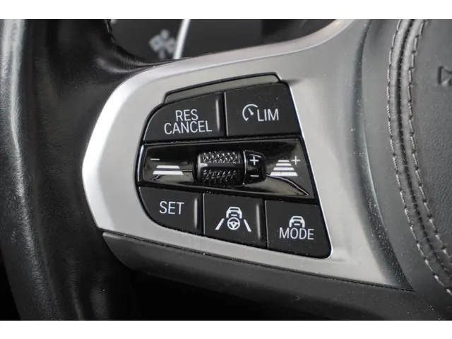 BMW X5 xDrive45e 2023 Hybride Benzine 29