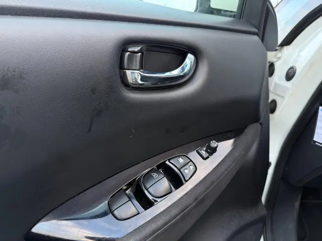 Nissan Leaf Acenta 30 kWh 2016 Elektrisch 8