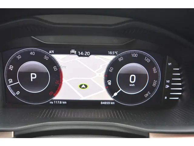 Škoda Kamiq 1.5 TSI ACT Business Edition 2020 Benzine 17