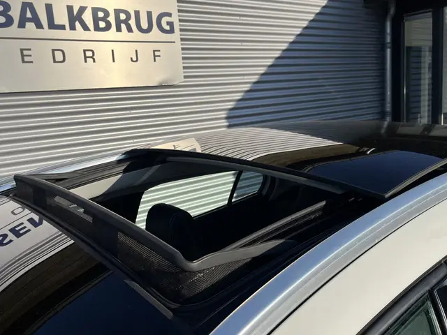 Mercedes-Benz GLA 2