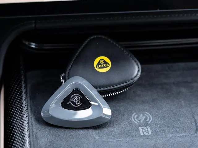 Lotus Emeya S 102 kWh 2026 Elektrisch 25