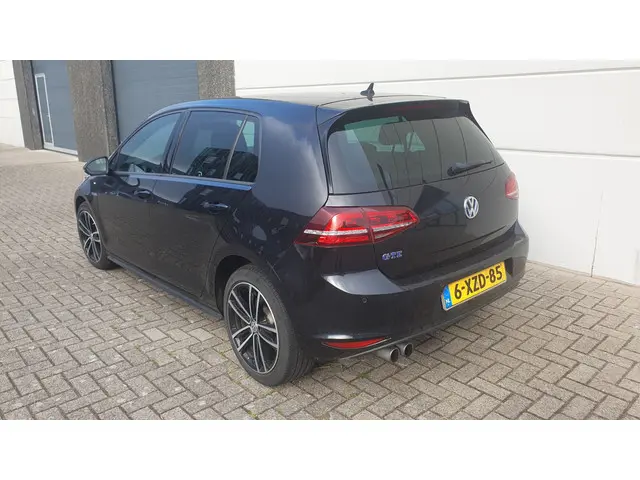 Volkswagen Golf 1.4 TSI GTE 2014 Hybride Benzine 11