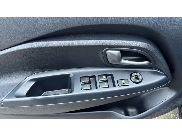 Kia Rio 1.4 CVVT ExecutiveLine 2014 Benzine 23