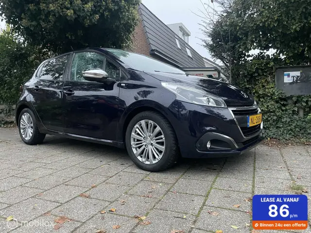 Peugeot 208 1.2 PureTech Blue Lease Premium 2016 Benzine