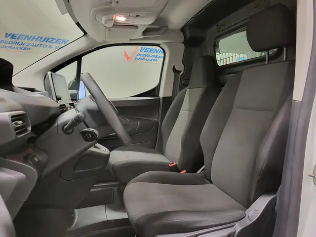 Peugeot Partner 1.2PureTech 110pk Benzine! 2021 Benzine 5