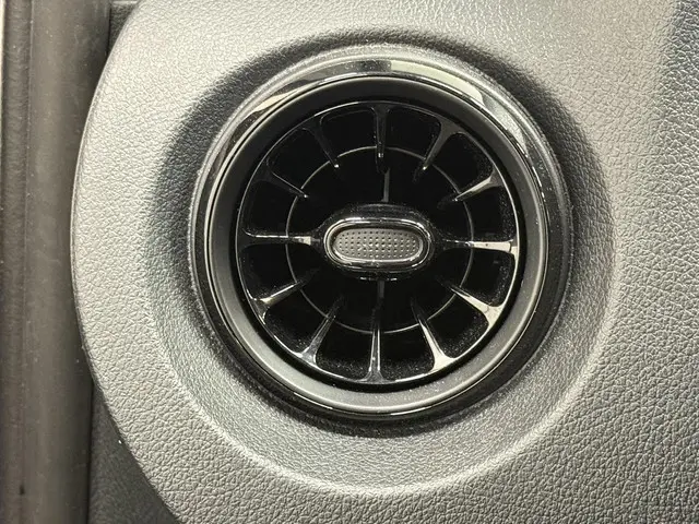 Mercedes-Benz Vito 114 CDI Lang 2024 Diesel 37