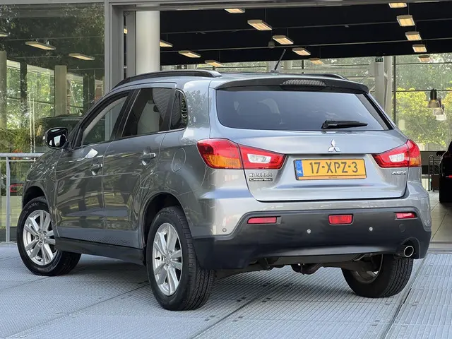 Mitsubishi ASX 1.6 Intense ClearTec 2012 Benzine 6