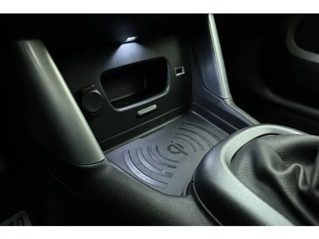 Citroën C3 Aircross 1.2 PureTech S&S Shine 2020 Benzine 30