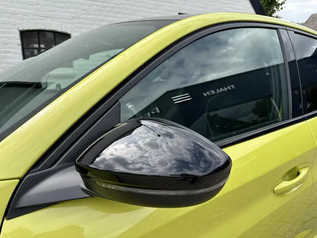 Peugeot e-208 EV GT 51 kWh 156 PK 2024 Elektrisch 47