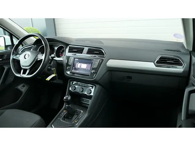Volkswagen Tiguan 1.4 TSI Trendline 2016 Benzine 14
