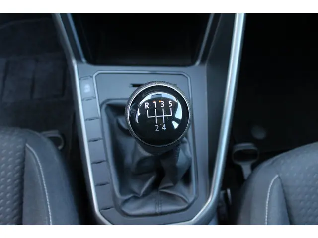 Volkswagen Polo 1.0 TSI Comfortline 2018 Benzine 21