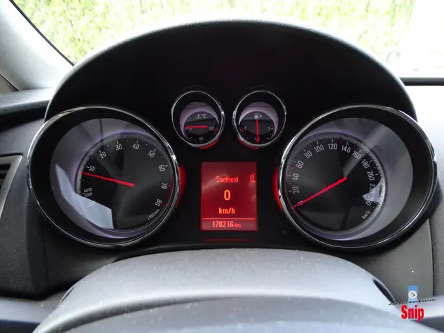 Opel Astra Sports Tourer 1.4 Cosmo 2012 Benzine 19