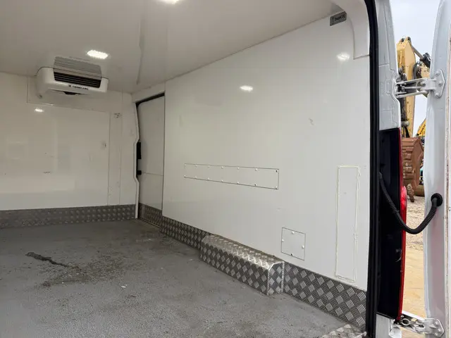 Maxus eDeliver9 72kWh 2022 Elektrisch 16