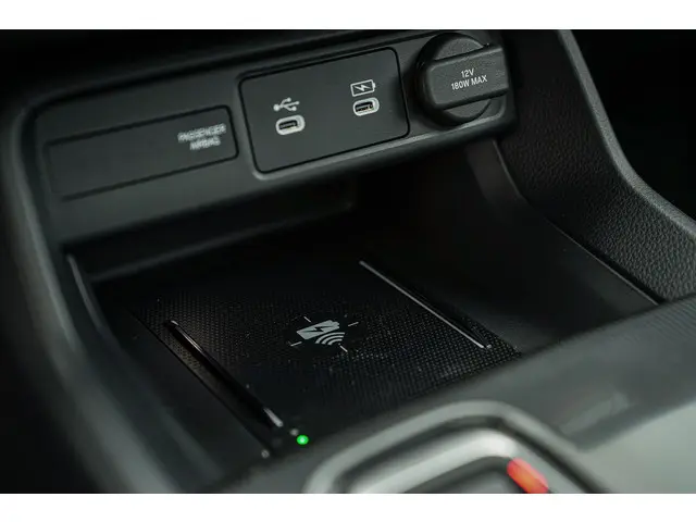 Honda Civic 2.0i e:HEV ADVANCE 2026 Hybride Benzine 24