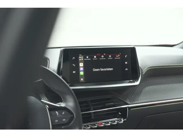 Peugeot 2008 PureTech 130 GT-Line 2020 Benzine 61