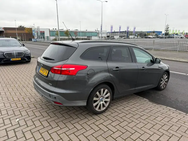 Ford Focus Wagon 1.0 Titanium EURO 6 2016 Benzine 7