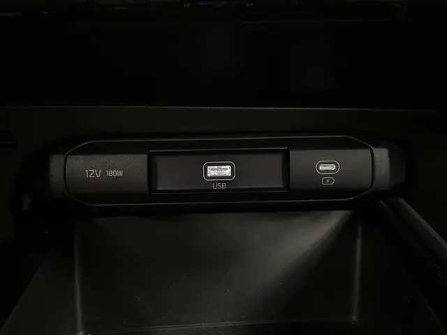 Kia Niro 1.6 GDi Hybrid DynamicLine 2022 Hybride Benzine 39