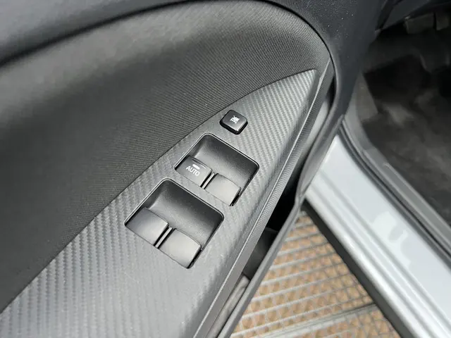 Mitsubishi Space Star 1.2 Dynamic 2024 Benzine 15