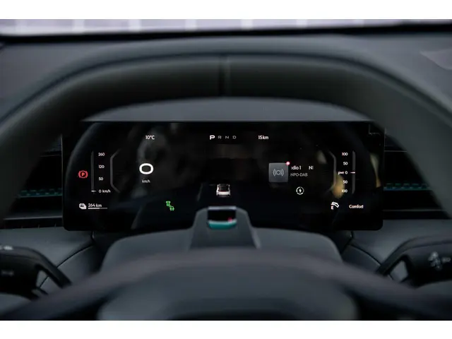 Lynk & Co 02 More 66 kWh 2025 Elektrisch 13