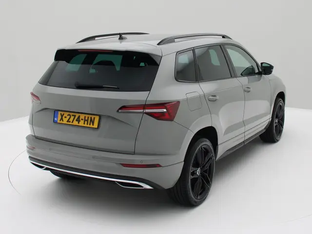 Škoda Karoq 1.5 TSI ACT Sportline Business 2023 Benzine 6