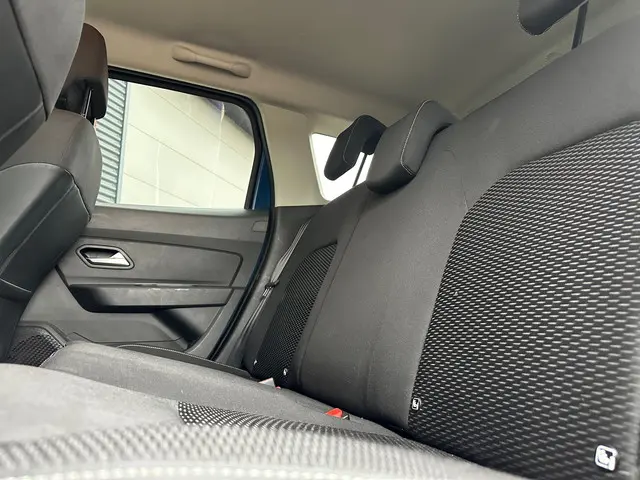 Dacia Duster 1.2 TCe Comfort / PDC / Airco / NAP 2018 Benzine 16