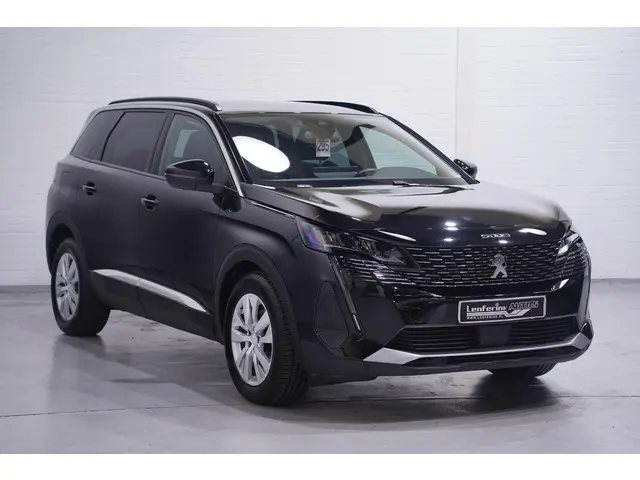 Peugeot 5008 2