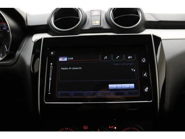 Suzuki Swift 1.2 Select Smart Hybrid 2024 Benzine 22