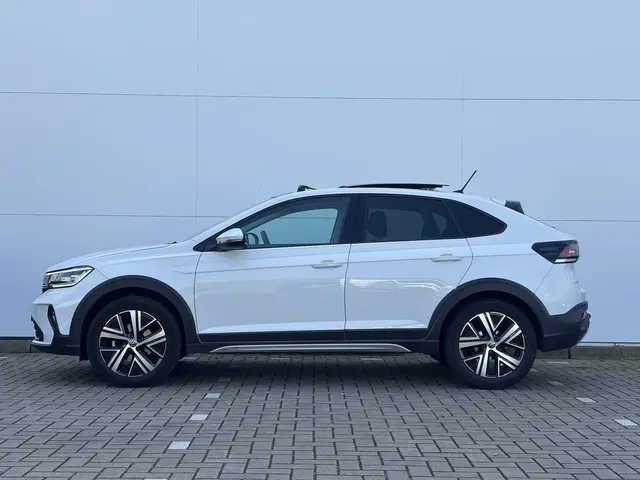 Volkswagen Taigo 1.0 TSI R-Line Business 2022 Benzine 25