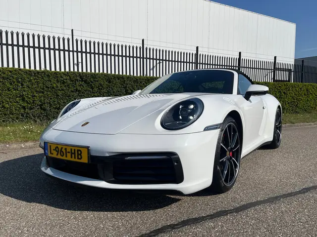 Porsche 911 Cabrio 3.0 Carrera 4 S 2019 Benzine 9