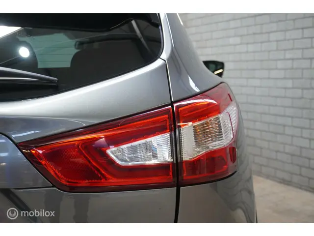Nissan QASHQAI 1.2 Connect Edition 2015 Benzine 6