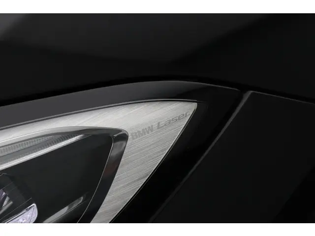 BMW 3 Serie Touring 320e 2021 Hybride Benzine 8