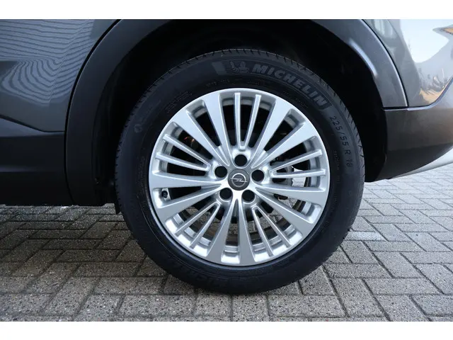 Opel Grandland X 1.2 Turbo Innovation 2020 Benzine 24