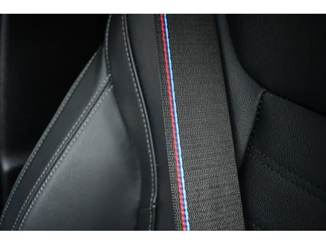 BMW 3 Serie 330d M-Sport Pro 2023 Diesel 14