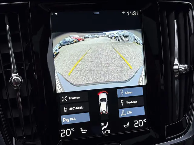 Volvo V90 Cross Country 2.0 B5 AWD Pro 2021 Benzine 25