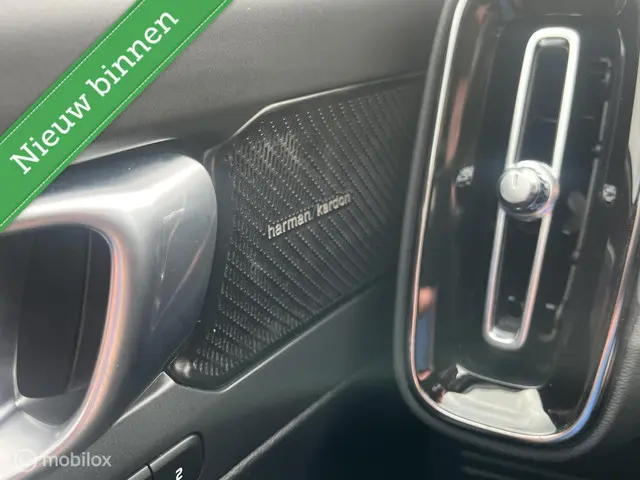 Volvo XC40 1.5 T5 Recharge R-Design 2022 Hybride Benzine 17