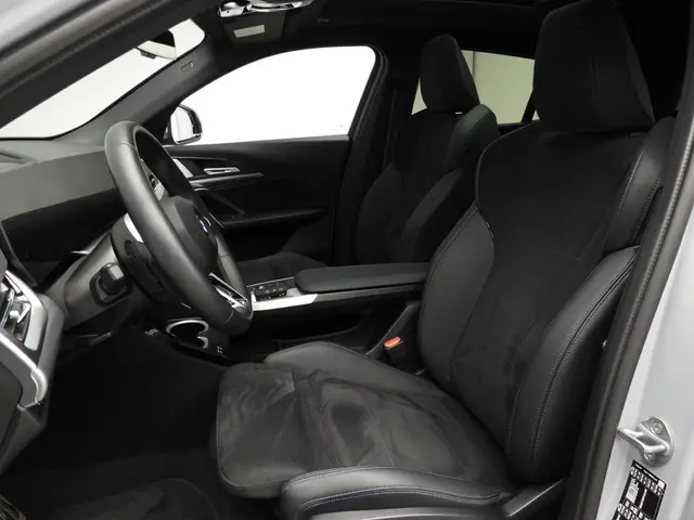 BMW iX2 xDrive30 2024 Elektrisch 7