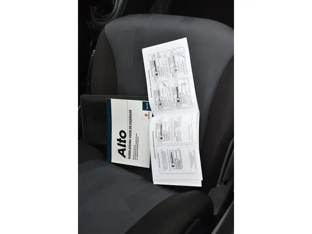Suzuki Alto 1.0 Comfort EASSS 2014 Benzine 15