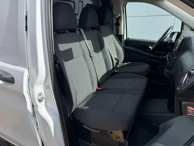 Mercedes-Benz Vito 114 1.9 CDI 2022 Diesel 8