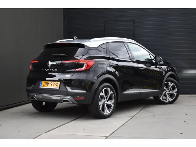 Renault Captur mild hybrid 160 EDC R.S. Line 2023 Benzine 3